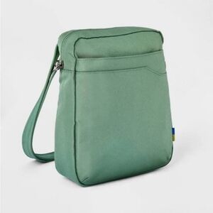 Open Story Anti-Theft Vertical Crossbody Bag